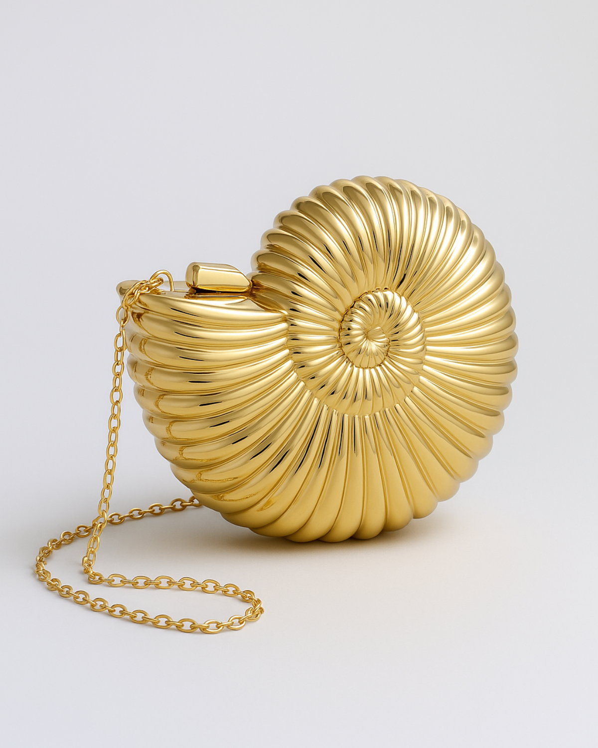 Clutch Ariel Gold